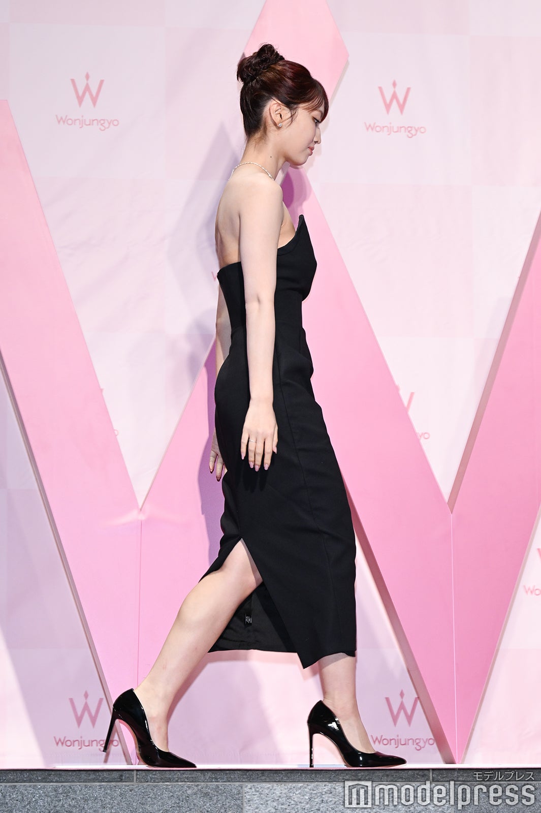 モモ（C）モデルプレス