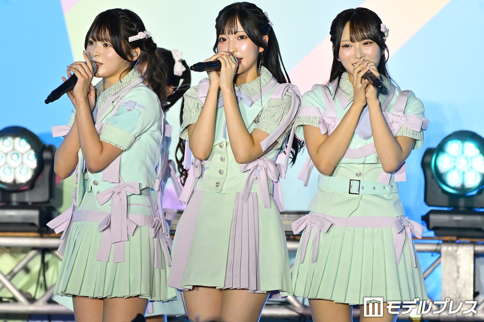 江角怜音、山田杏佳、逢田珠里依／≒JOY（C）モデルプレス
