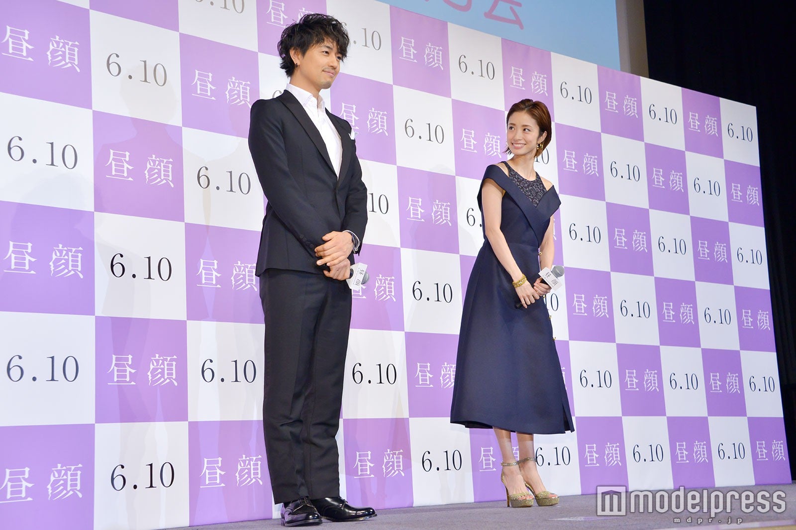 斎藤工、上戸彩（C）モデルプレス