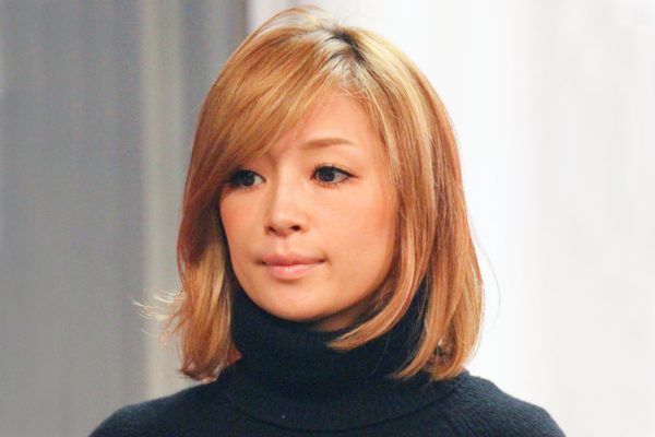 浜崎あゆみ 潔癖症であるがゆえ 創作活動中は 指先 にまでこだわり モデルプレス