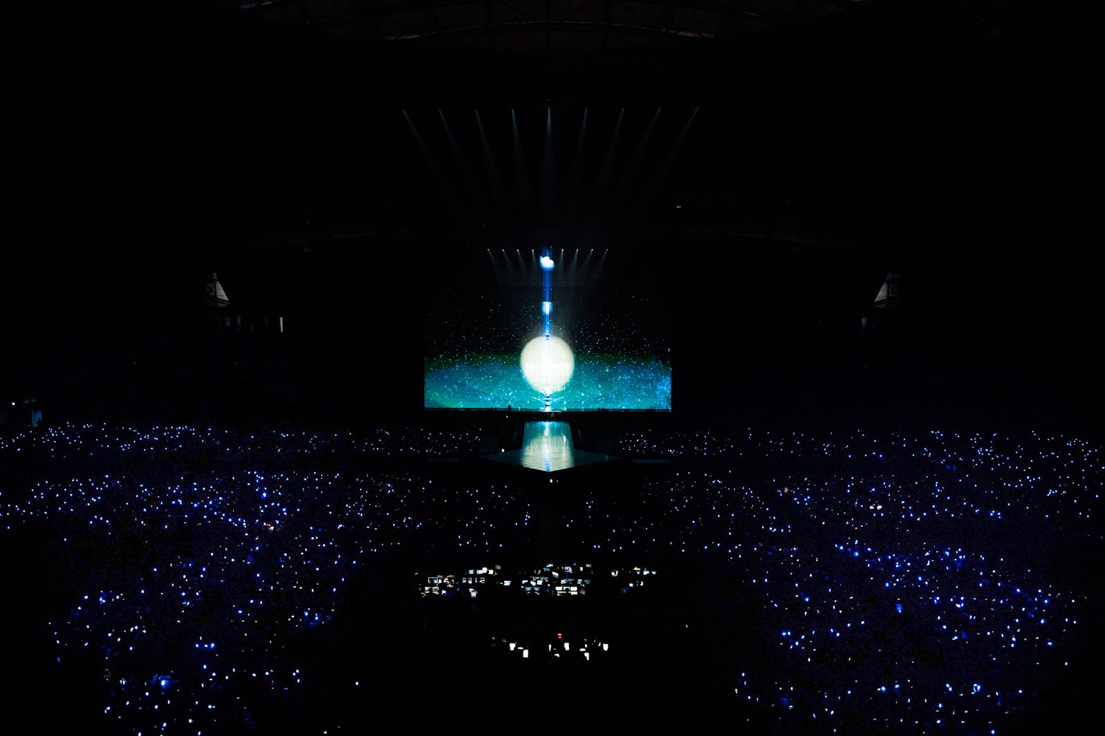 「2023 ZEROBASEONE FAN-CON」（C）WAKEONE