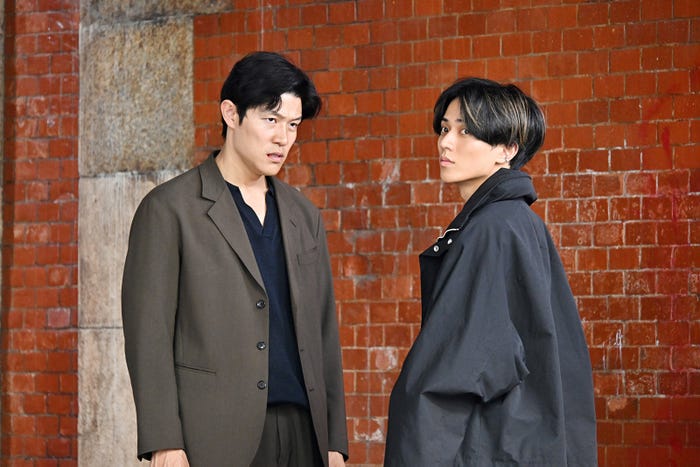 鈴木亮平、永瀬廉「リブート」第8話(C)TBS