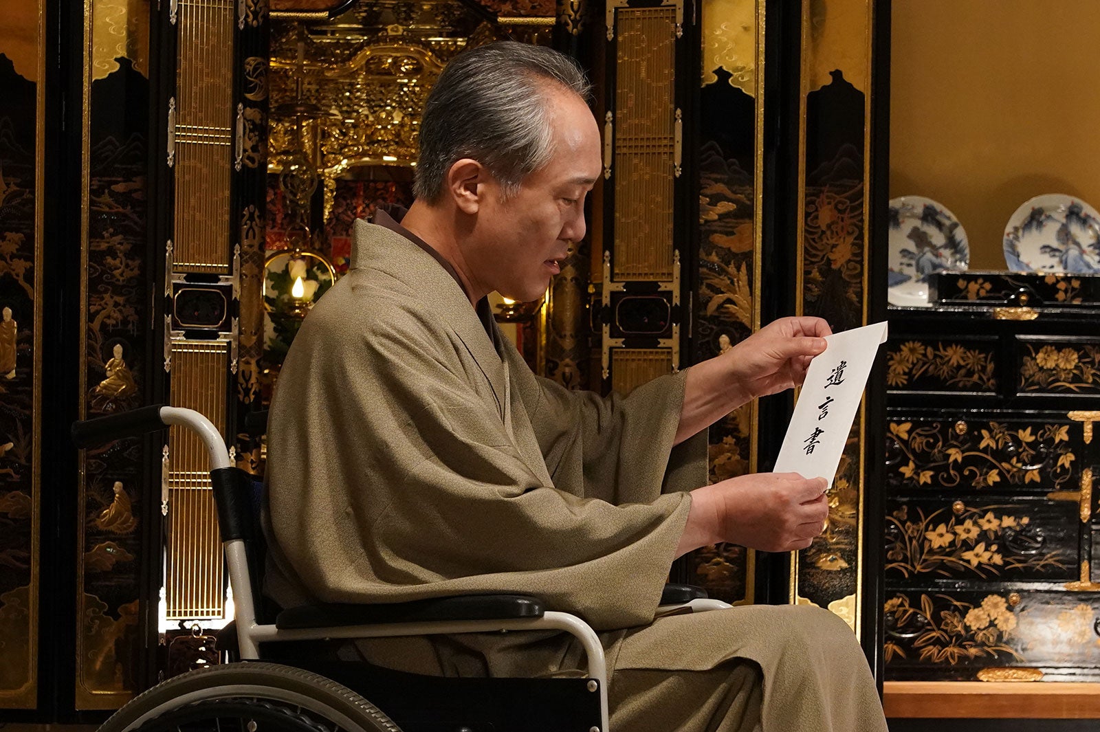 佐野史郎「私たちはどうかしている」最終話より（C）日本テレビ