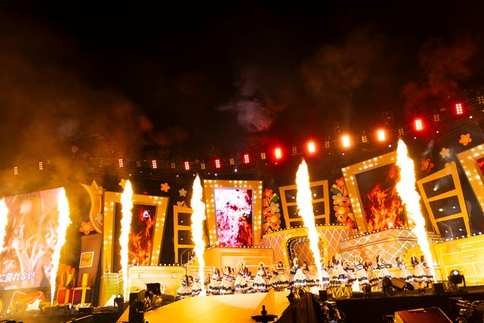 乃木坂46(C)乃木坂46LLC