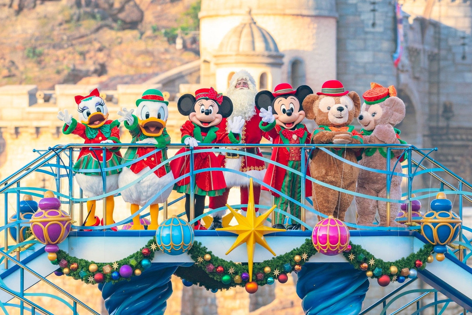 東京ディズニーシー「ディズニー・クリスマス」（C）Disney