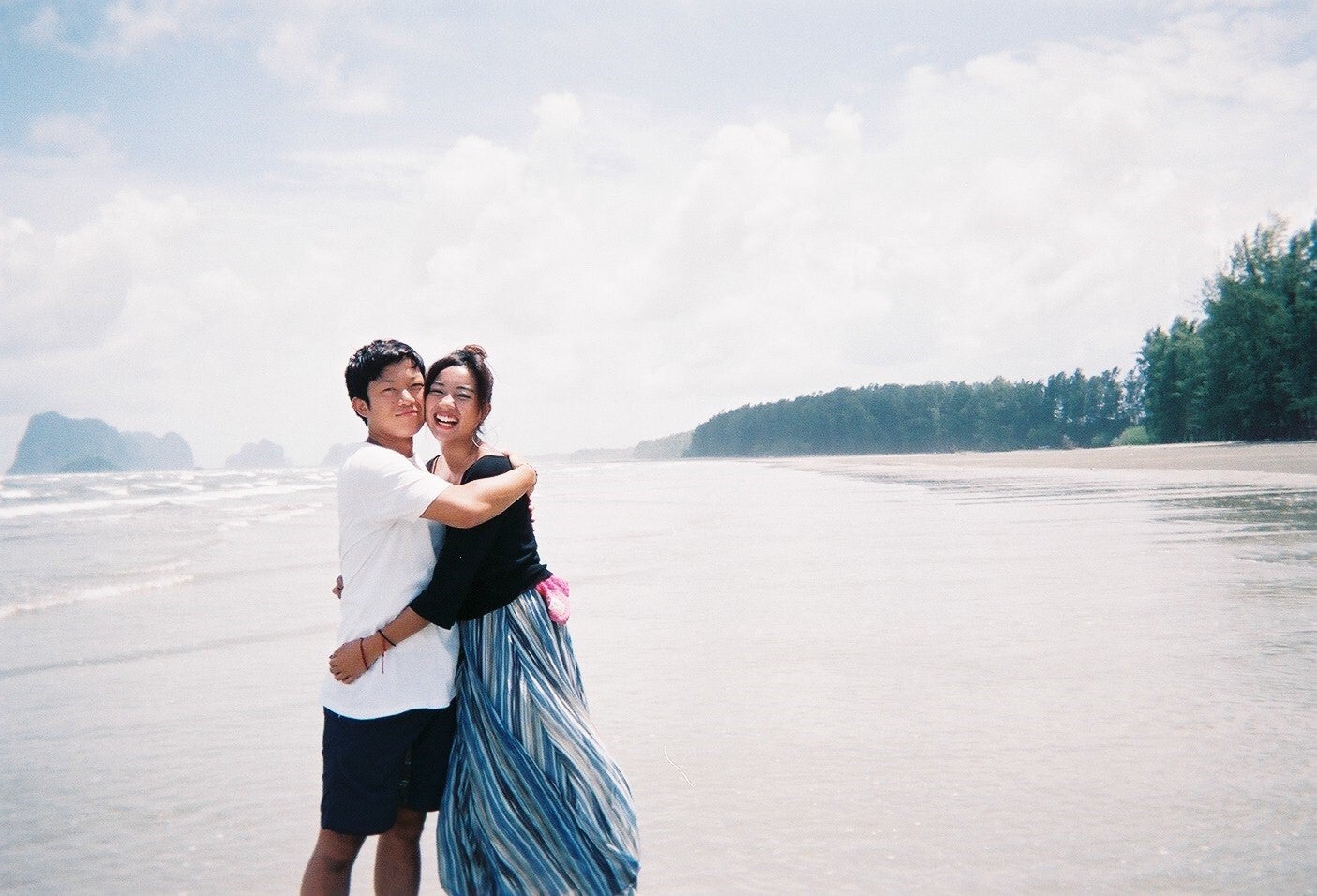 裕ちゃん、アスカ　オフショット／「あいのり：Asian Journey」（C）フジテレビ