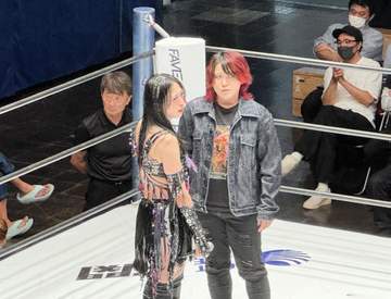 騒然！マリーゴールド退団の林下詩美が古巣スターダム電撃登場「またここでプロレスしたい」元盟友・上谷沙弥は怒り「何しに来たの？」「お前これまで何してた？」