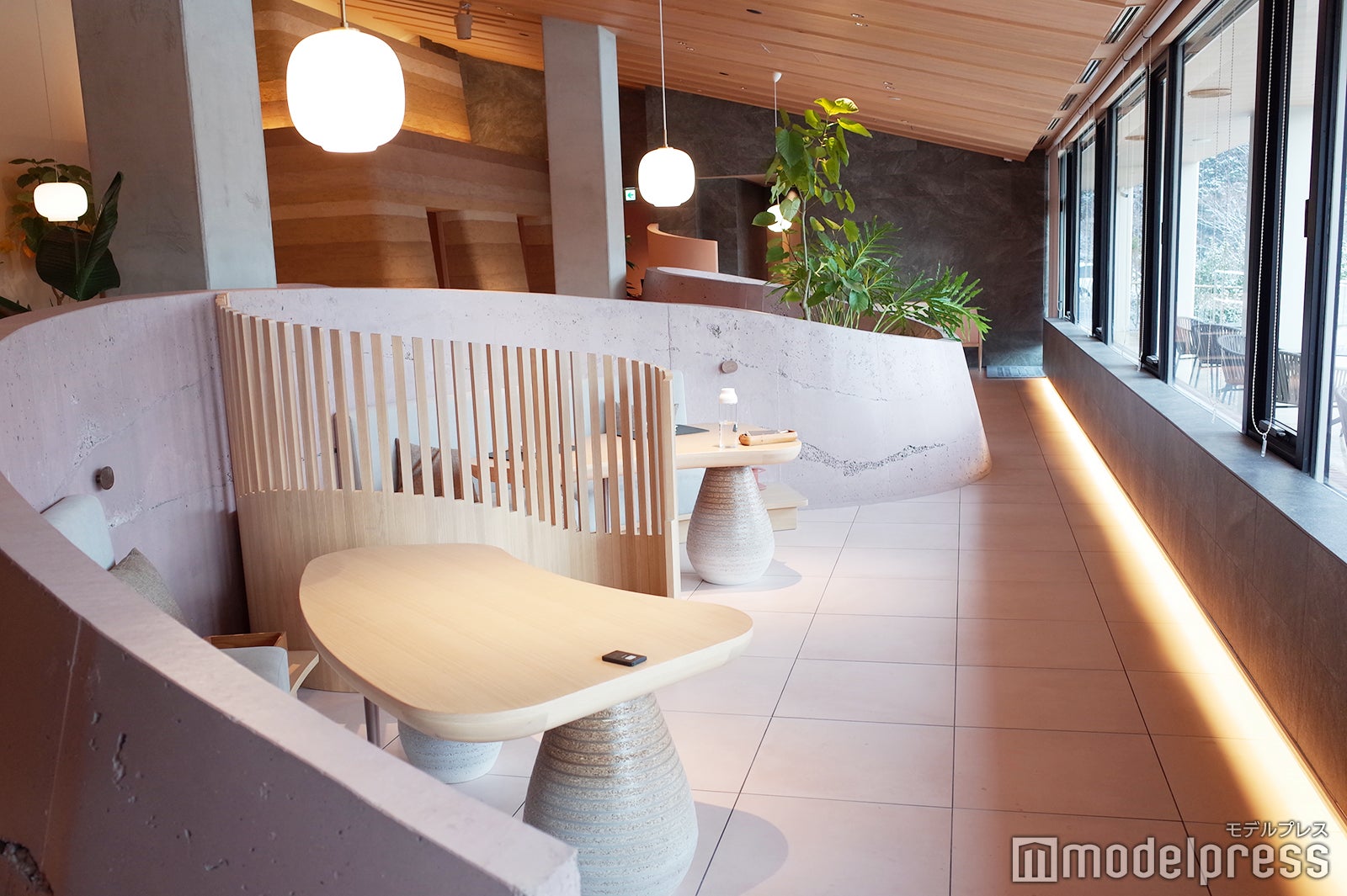 RETONA HAKONE（C）モデルプレス