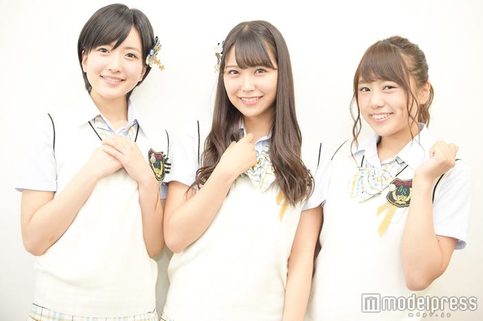 須藤凜々花、白間美瑠、沖田彩華(C)モデルプレス