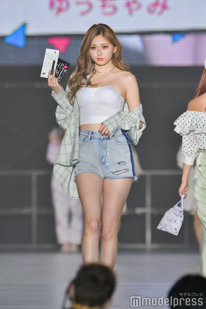 ゆうちゃみ(C)モデルプレス