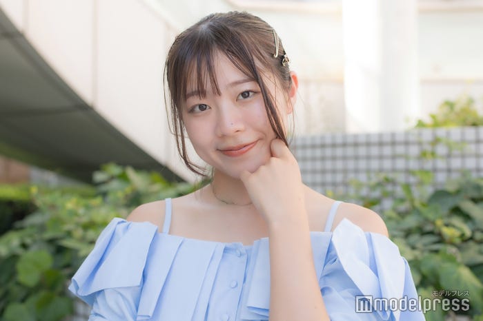 小栗花菜さん(C)モデルプレス