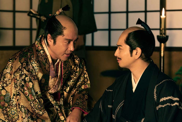 ムロツヨシ、松本潤「どうする家康」第35話より(C)NHK