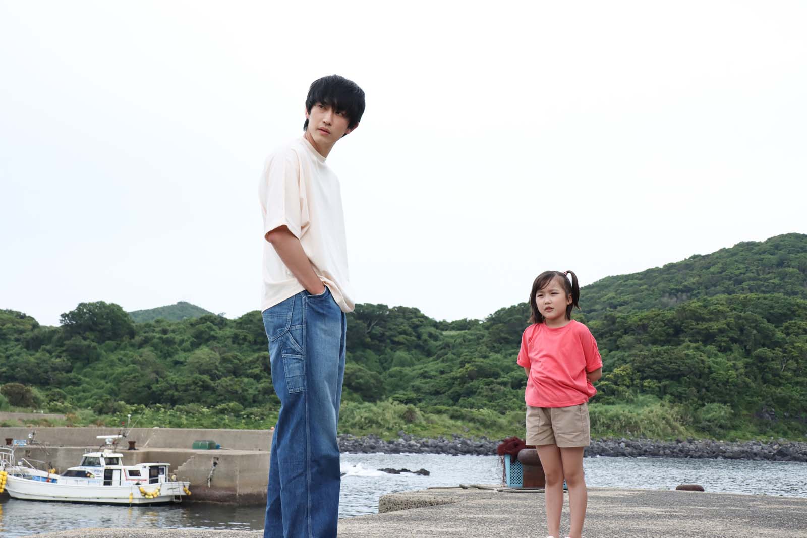 杉野遥亮、宮崎莉里沙「ばらかもん」第2話より（C）フジテレビ