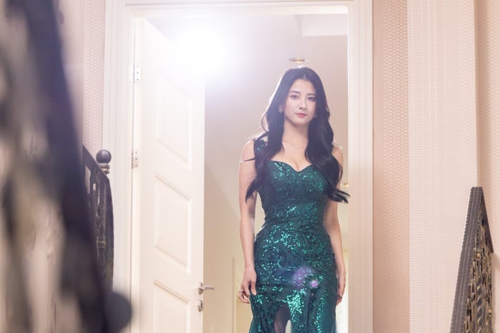 アオイ「LOVE POWER KINGDOM〜恋愛強者選挙〜」(C)AbemaTV,Inc