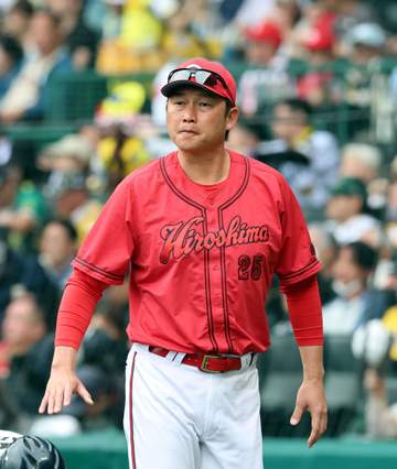 広島・新井監督「底は抜けていると思うので。辛抱強くいくしかない」 今季4度目零敗で3連敗 借金7で最下位・中日に1.5差に迫られる