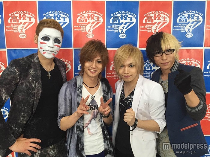 ゴールデンボンバーが全力応援「誰にも負けません」