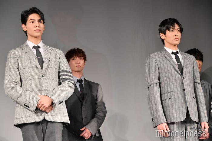 Snow Man 9人全員でレッドカーペット登場 元気いっぱいに もみあげ手裏剣 Weibo Account Festival In Tokyo モデルプレス Snow Man 9人全員でレッドカーペット登場 元気いっぱいに もみあげ手裏剣 Weibo Account Festival In Tokyo モデルプレス
