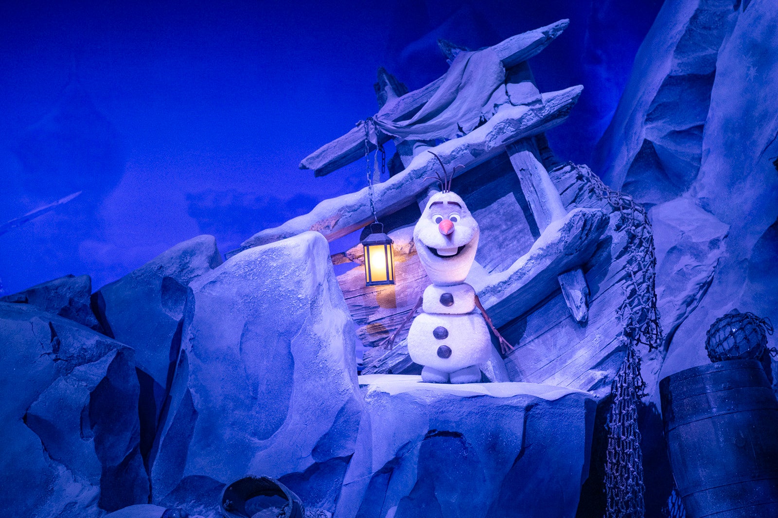 「フローズンキングダム」（C）Disney