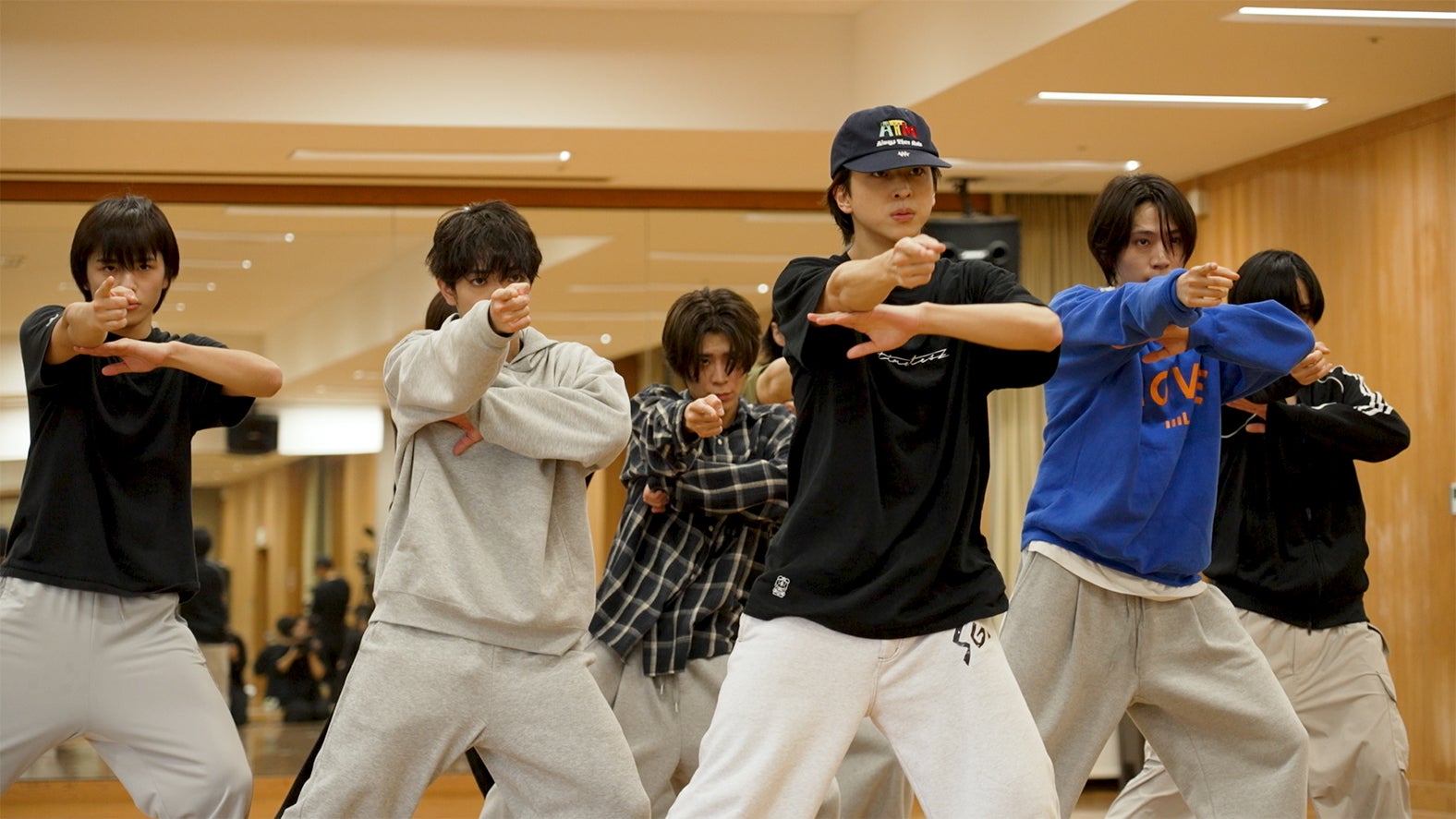 timelesz、韓国ダンス修行・楽曲制作に挑戦…ドーム公演の開幕にも密着「timelesz project -REAL-」VOL2ティザー映像解禁