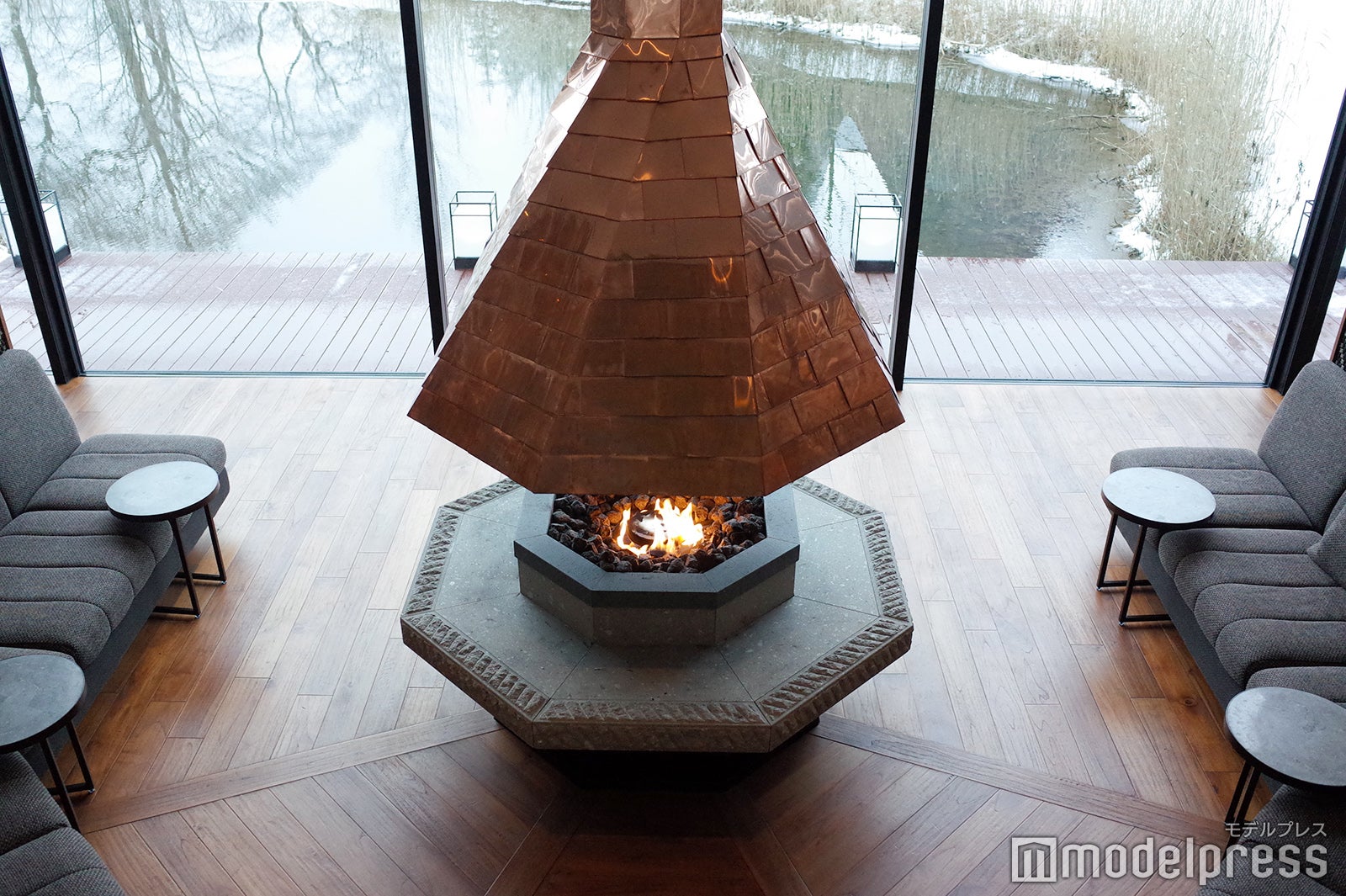 界 ポロト（C）モデルプレス