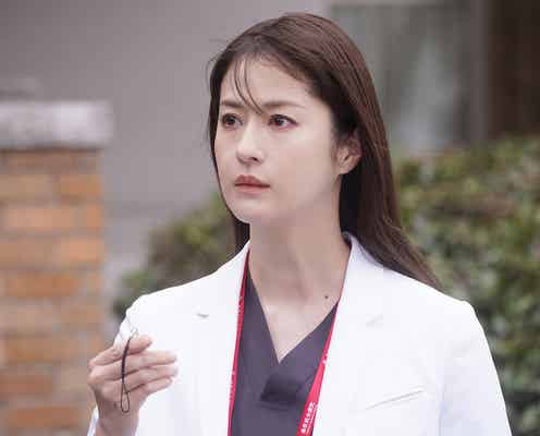 【Dr.アシュラ 第1話】保(佐野晶哉)、“アシュラ”こと朱羅(松本若菜)と出会う
