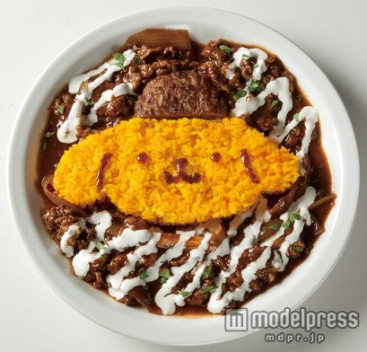 “ポムポムプリンカフェ” 原宿にオープン 可愛すぎる料理メニューに注目