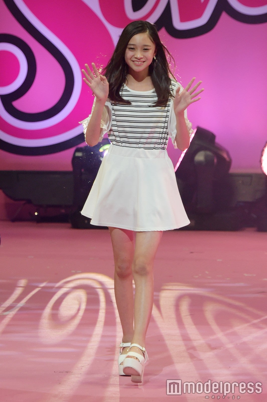 田鍋梨々花（C）モデルプレス