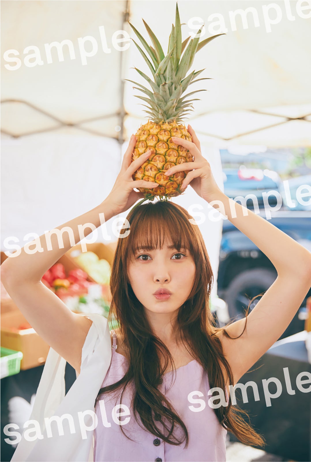 加藤史帆／星野書店限定ポストカード（撮影／三瓶康友）