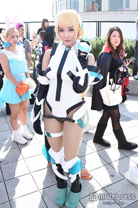 画像3 5 お台場巨大ハロウィン 圧倒的存在感を発揮したアジア人気no 1コスプレイヤー モデルプレス 画像3 5 お台場巨大ハロウィン 圧倒的存在感を発揮したアジア人気no 1コスプレイヤー モデルプレス