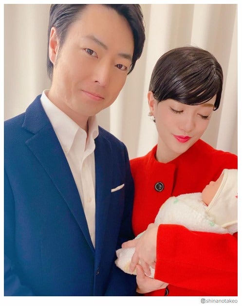 小泉進次郎大臣＆滝川クリステル夫婦が第一子抱く3ショット…と見間違える激似モノマネ　新喜劇・信濃岳夫＆金原早苗が話題に