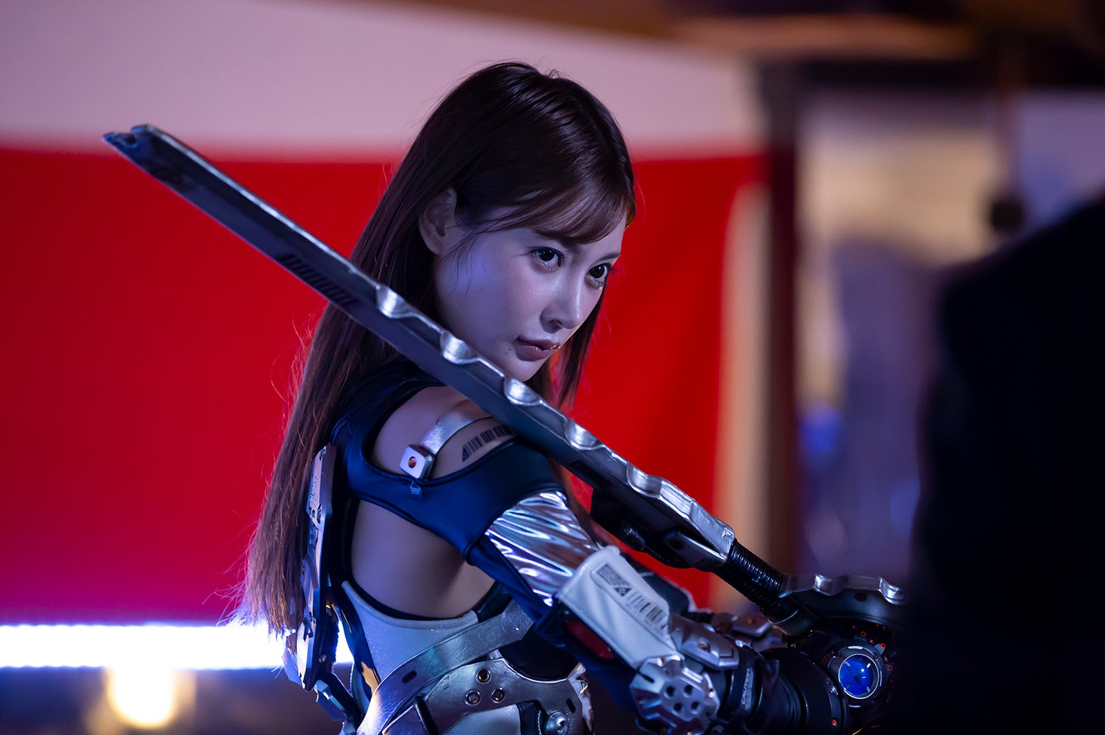 明日花キララ （C）「IRON GIRL FW」製作委員会