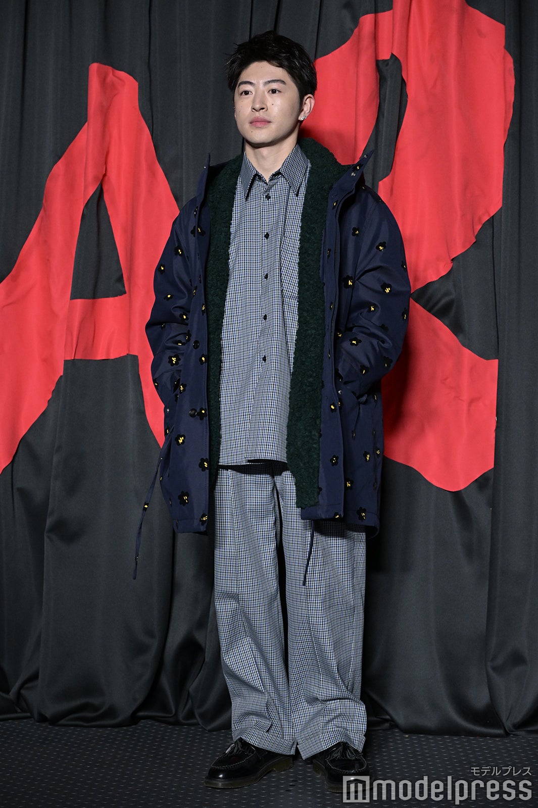 佐野玲於（C）モデルプレス