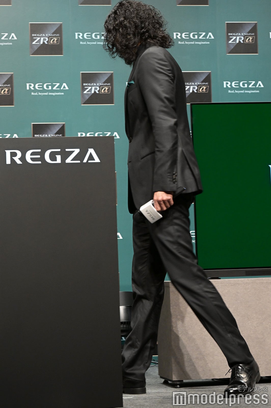 小栗旬（C）モデルプレス