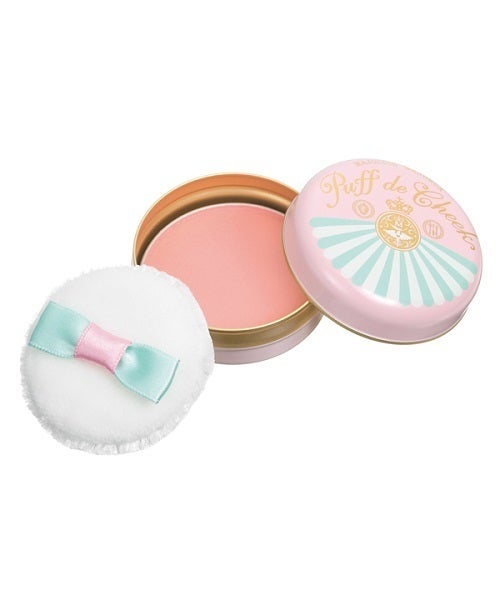 マジョリカマジョルカのピーチマカロンチーク