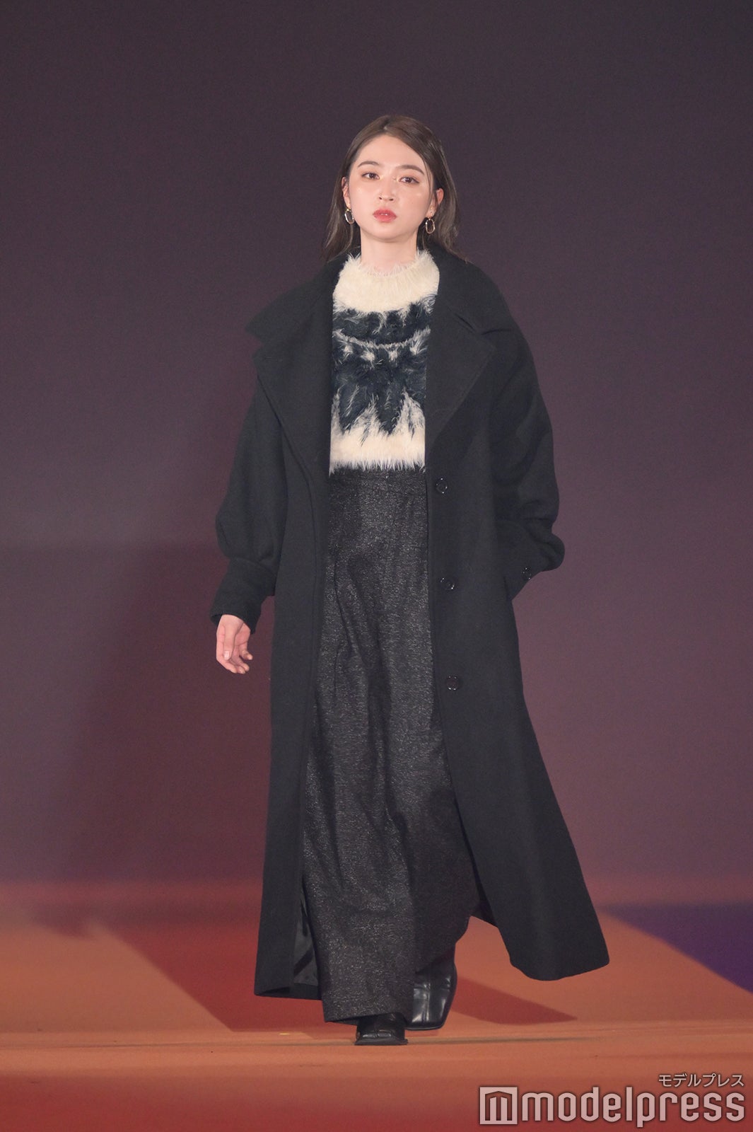 （C）モデルプレス