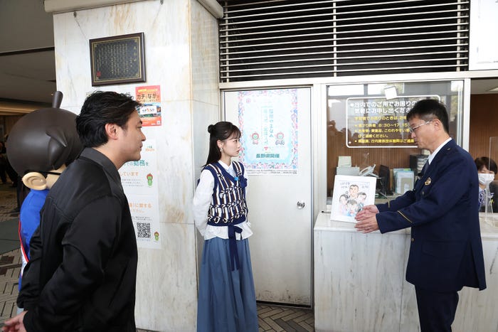 山田孝之、山下美月(提供写真)