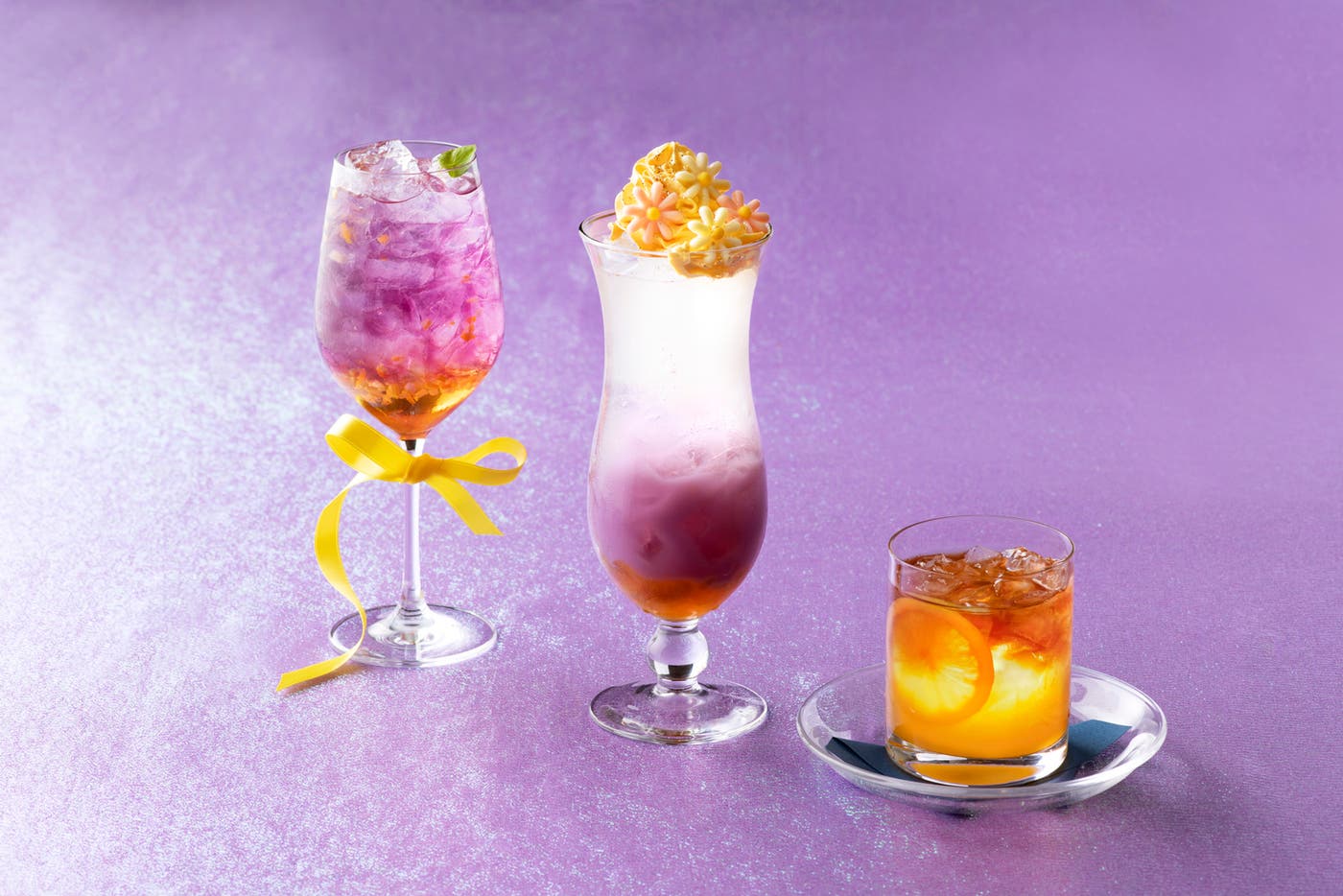 ラプンツェルをイメージしたスペシャルドリンク(C)Disney