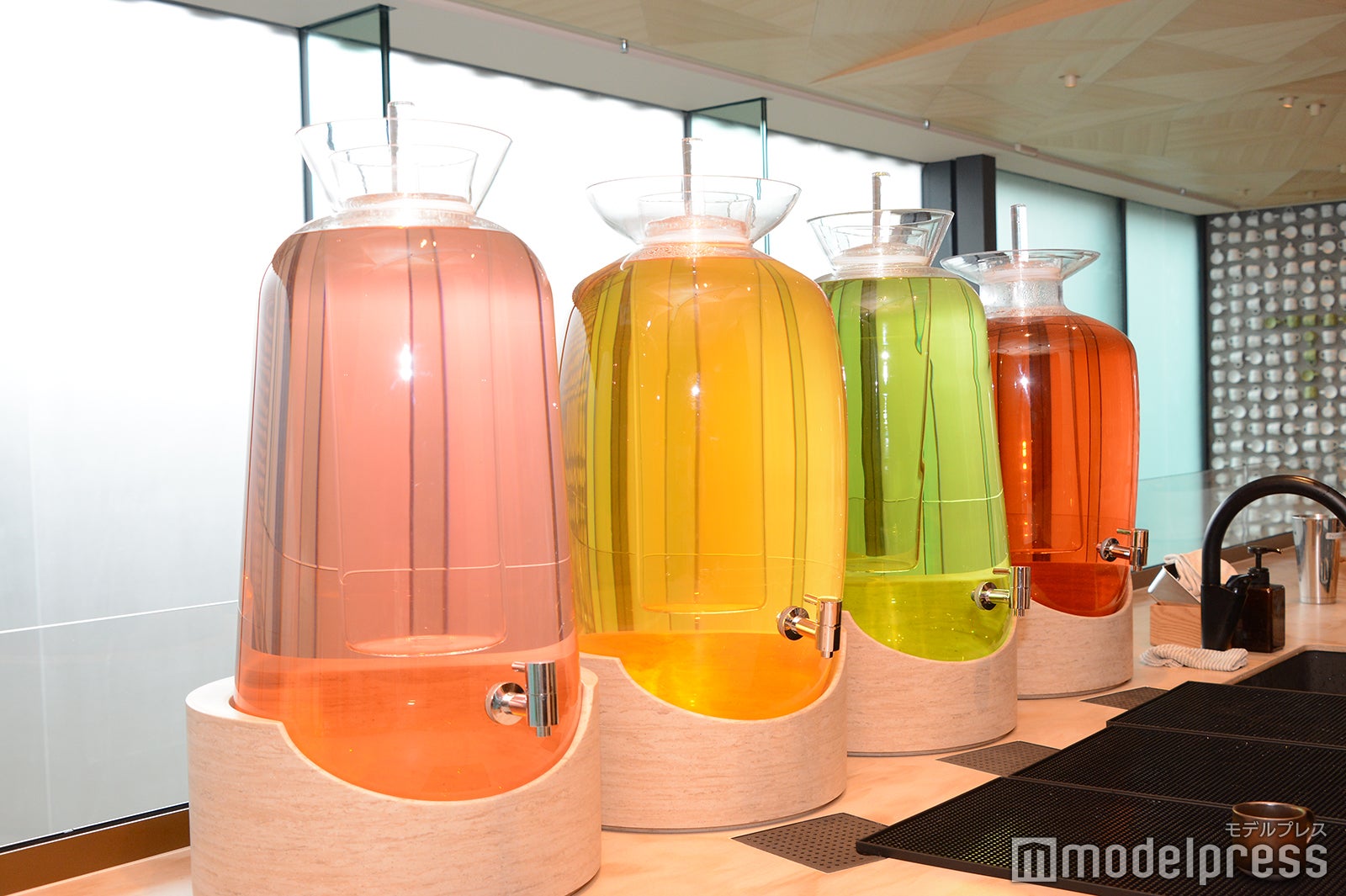 ティバーナ ティー バー（C）モデルプレス