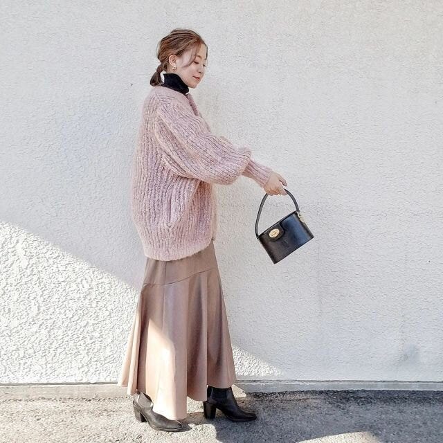 ピンクニット