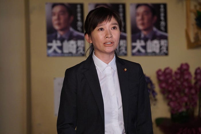 篠原涼子/「民衆の敵」第5話より(C)フジテレビ