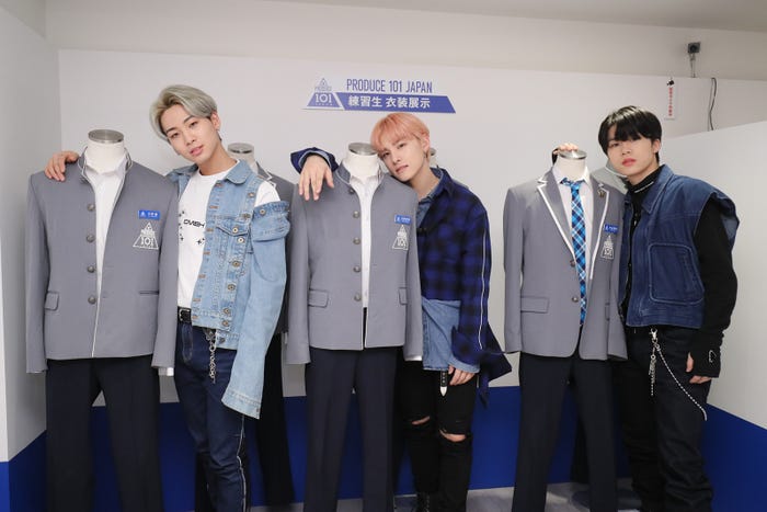 (左から)川尻蓮、川西拓実、木全翔也 (C)LAPONE ENTERTAINMENT