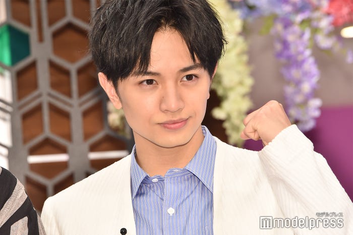 ドラマで共演する平野紫耀に”イイコト”を伝授した中島健人 (C)モデルプレス