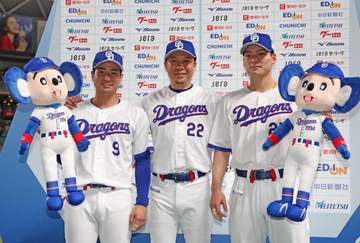 中日が1カ月ぶり2桁得点で連勝！サノーが3試合連発11号 37歳・大野雄7回1失点でチームトップ7勝目 防御率もリーグトップに迫る