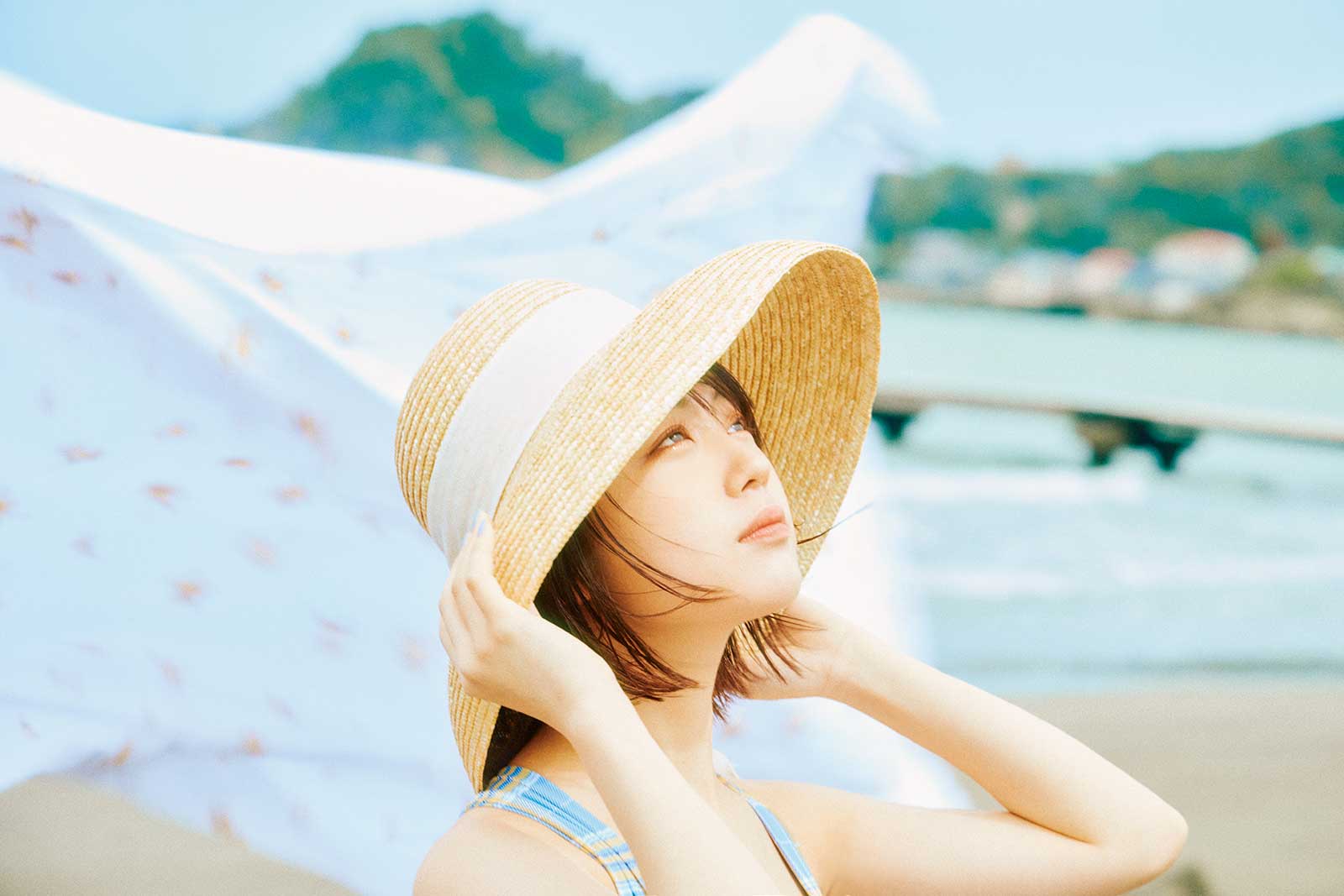 なえなの 「LARME」049 Summerより（提供写真）