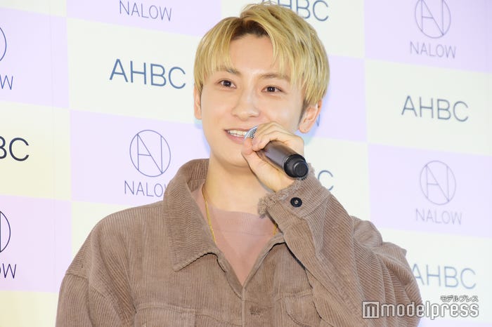 與真司郎(C)モデルプレス