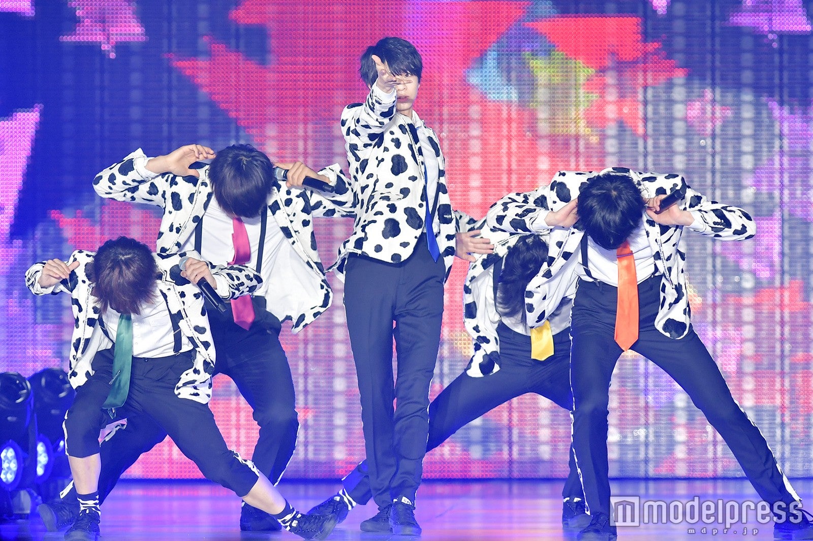 M!LK（C）モデルプレス