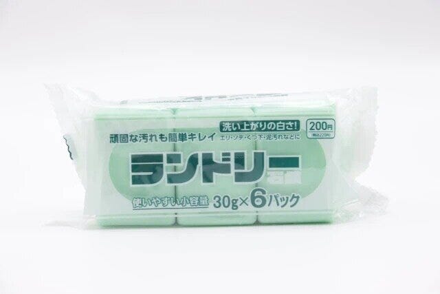 ダイソー　洗濯用石けん　パッケージ