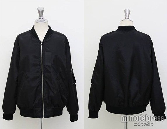 ショート丈MA-1　画像提供：「ACO DESIGN」10,500円（税込）