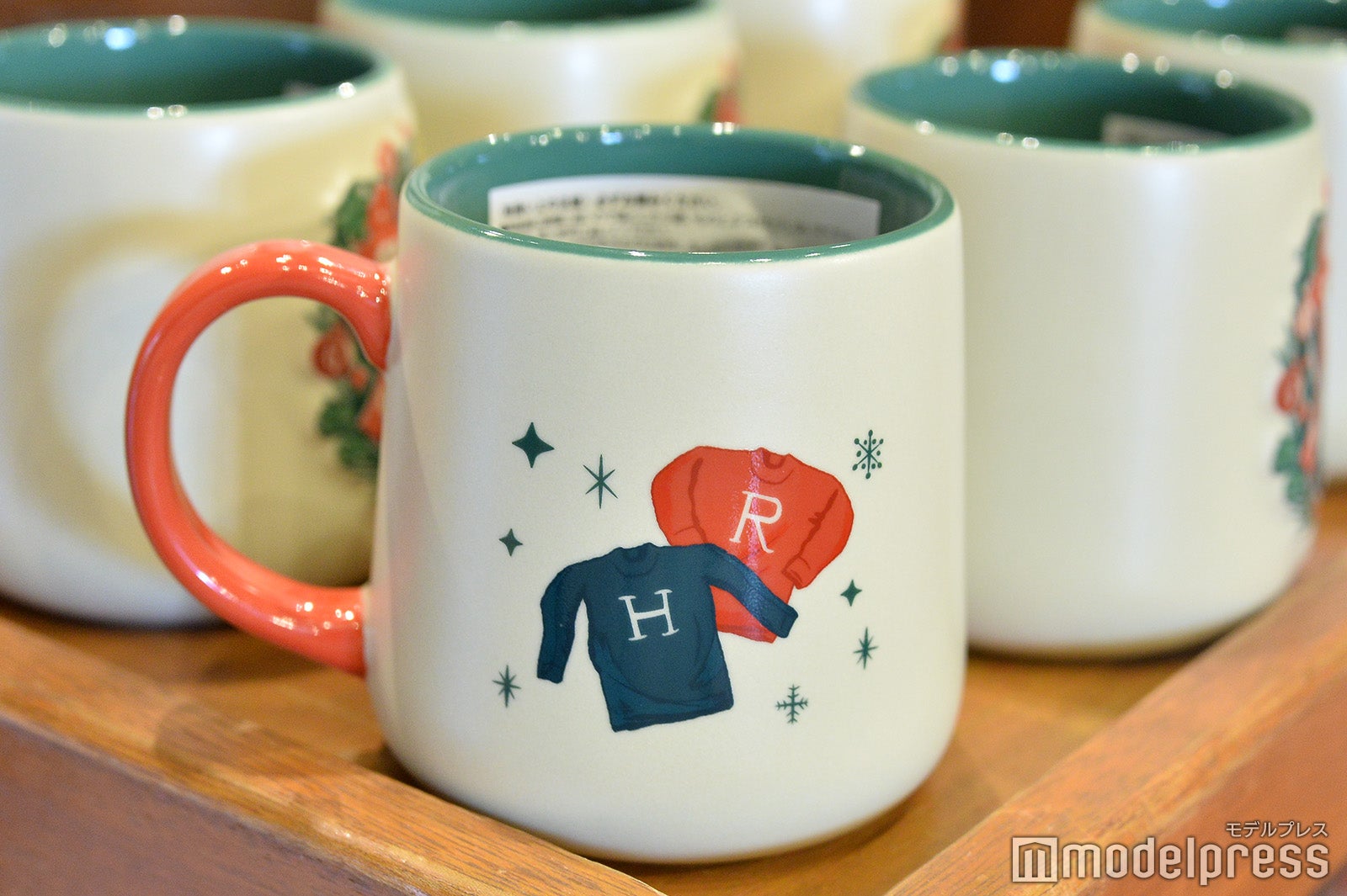 （C）モデルプレス