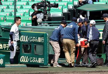 頭部死球で一時退場の英明・榎本に相手監督から激励 試合後に「大丈夫？次も頑張れよ」 影響は「全然なかった。最後まで心配してくれた」と配慮に感謝